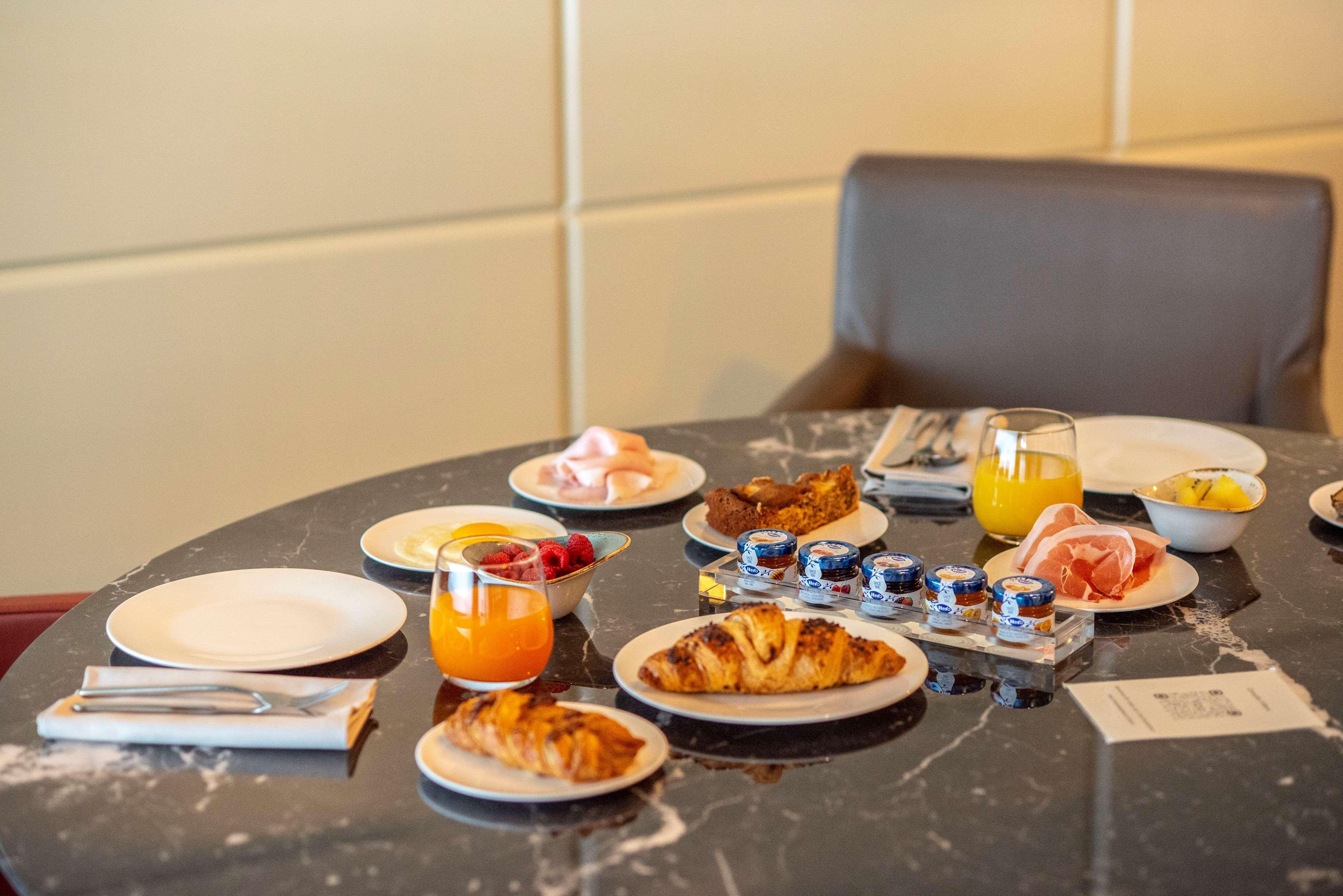 Best Western Hotel Quattrotorri เปรูจา ภายนอก รูปภาพ