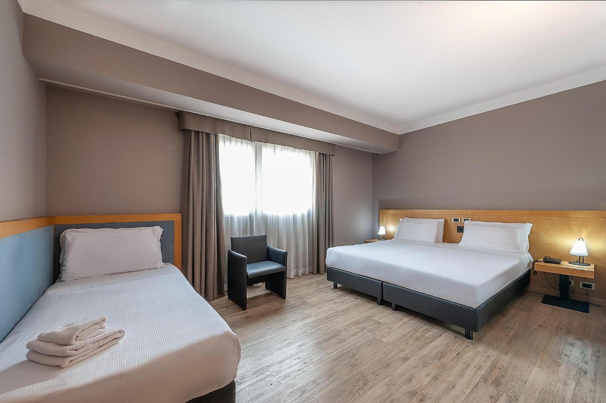 Best Western Hotel Quattrotorri เปรูจา ภายนอก รูปภาพ