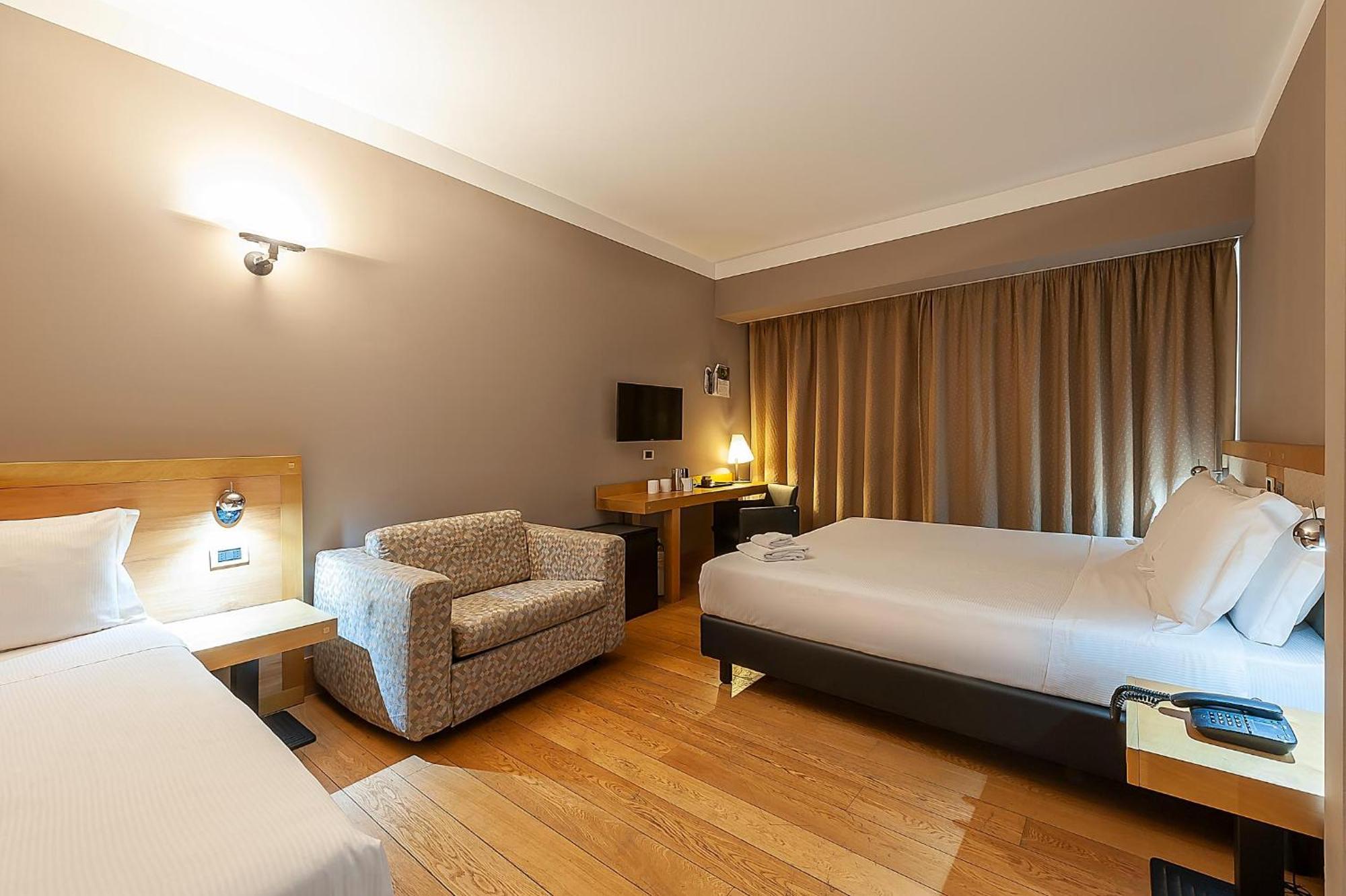 Best Western Hotel Quattrotorri เปรูจา ภายนอก รูปภาพ