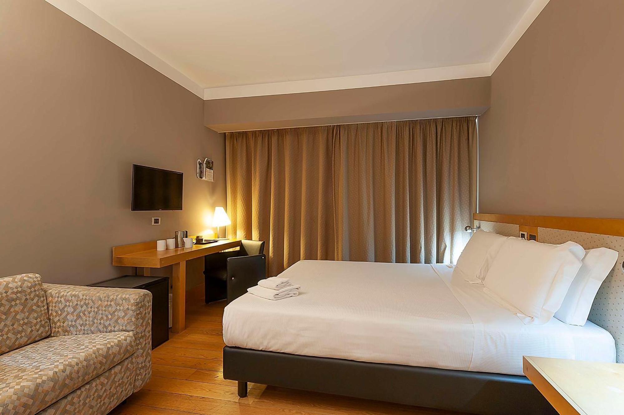Best Western Hotel Quattrotorri เปรูจา ภายนอก รูปภาพ